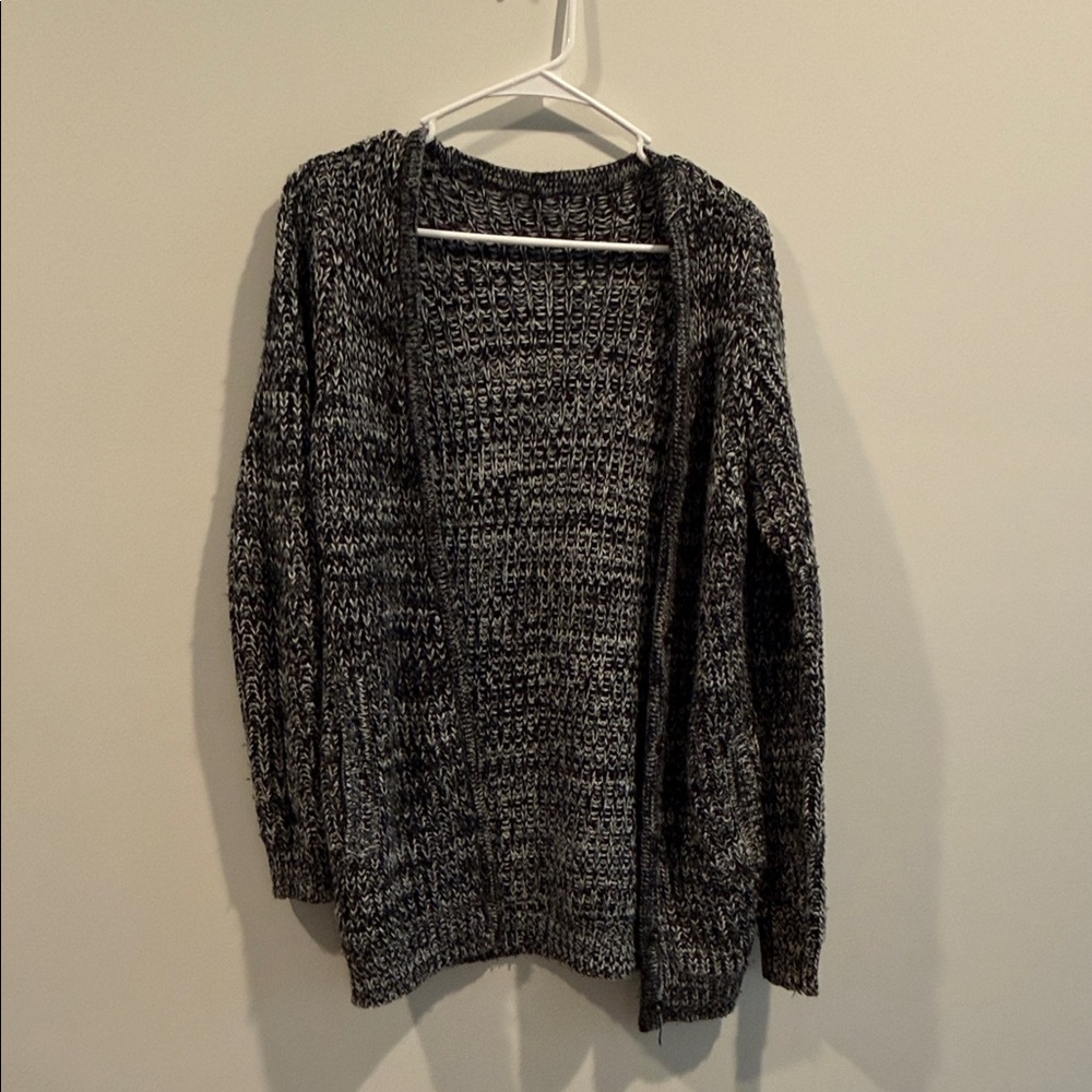Women's Black and Gray Sweater
